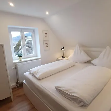Flussufer - Altstadt Apartment Neckargemünd