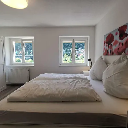 Flussufer - Altstadt Apartment Neckargemünd